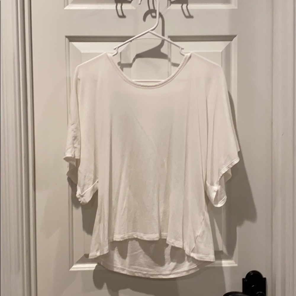 Backless loose top